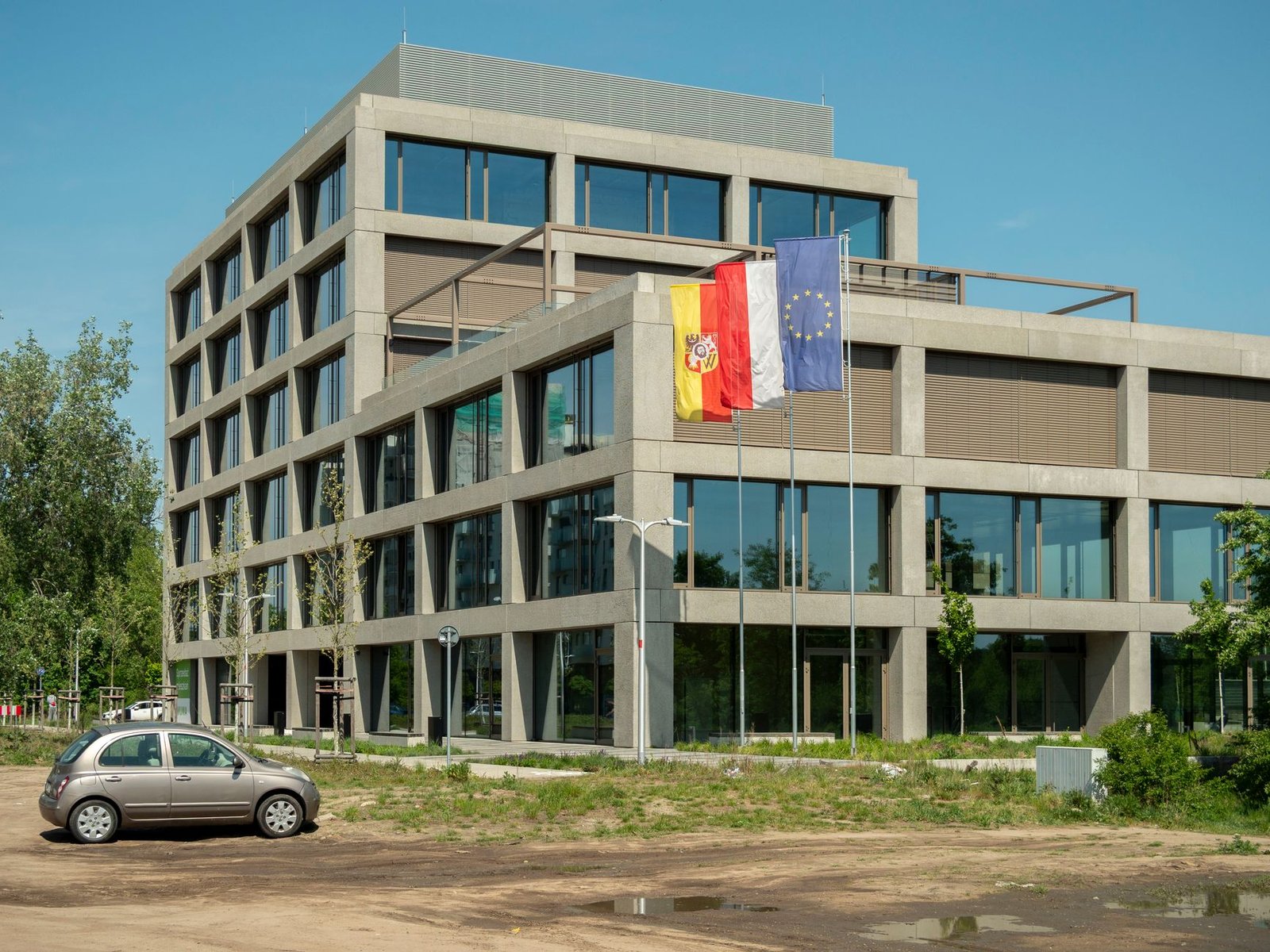 VA regional office exterior where veterans and dependents can ask about VA disability for incarcerated veterans